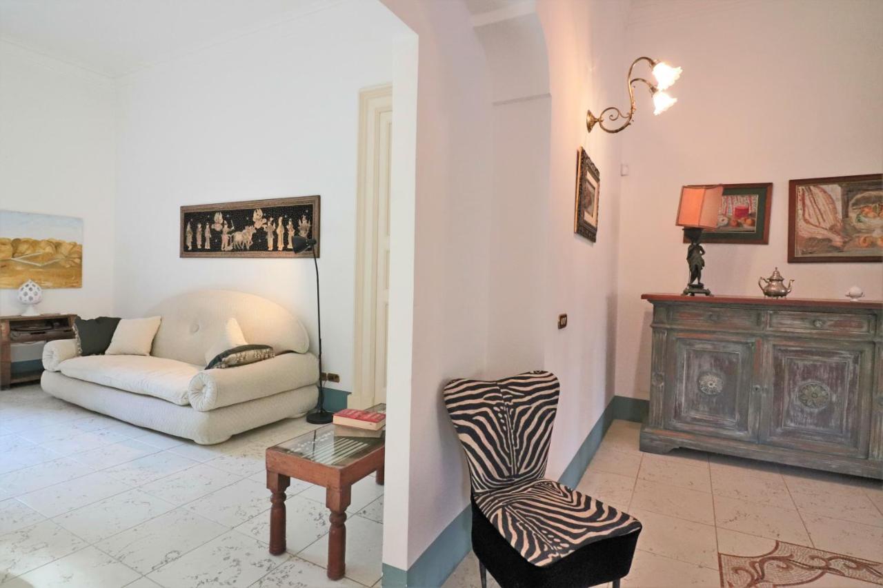 Bed and Breakfast Relais Delle Rose Lecce Exterior foto